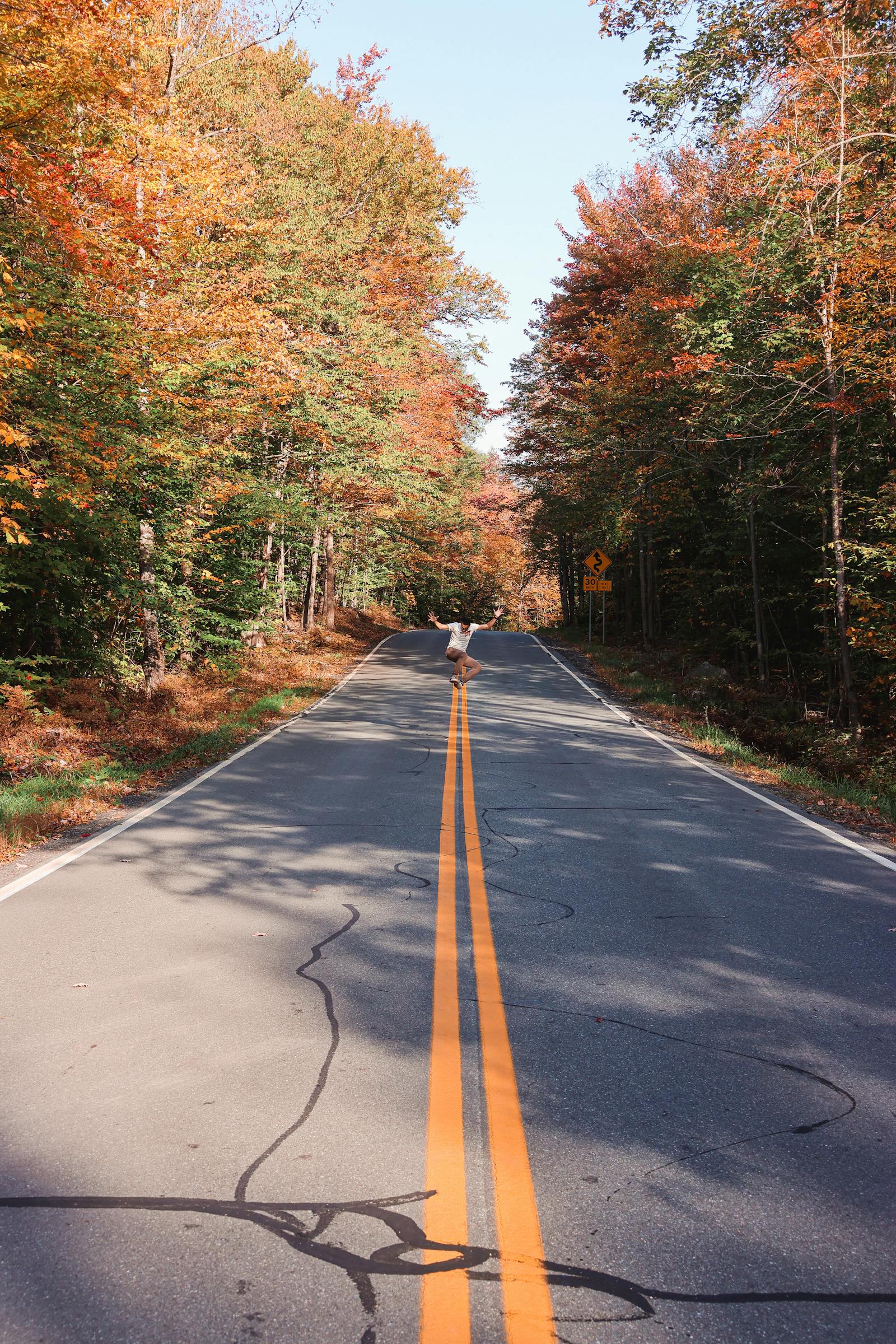 New England Fall Foliage — Vermont to White Mountains — Stowe